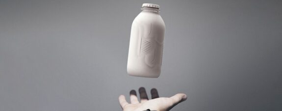 Coca Cola crea prototipo de botellas hechas de papel