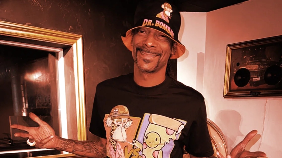 Snoop Dogg wearing a Bored Ape Yacht Club t-shirt