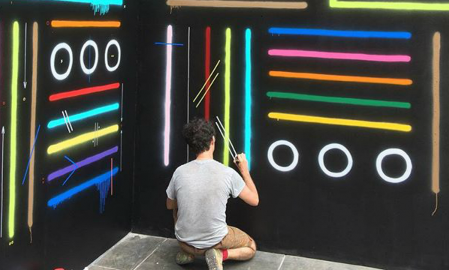 Sixe Paredes pinta murales para el Centro Cultural de España en Perú