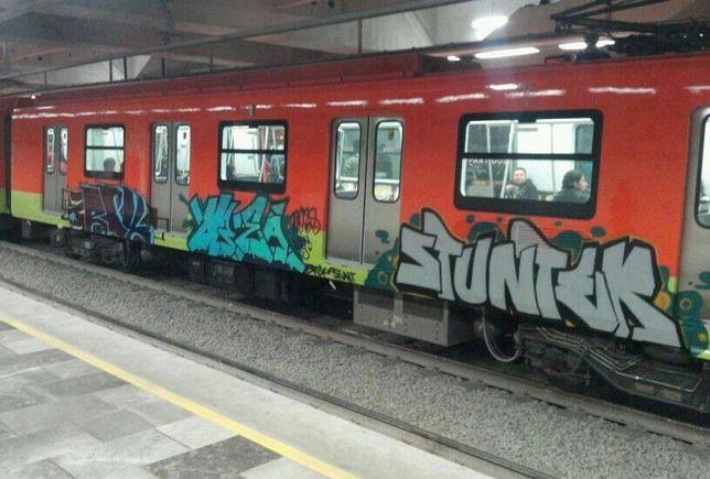 metro graffiti cdmx allcitycanvas