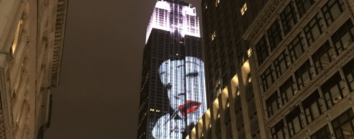 The Empire State illuminated its façade with fashion