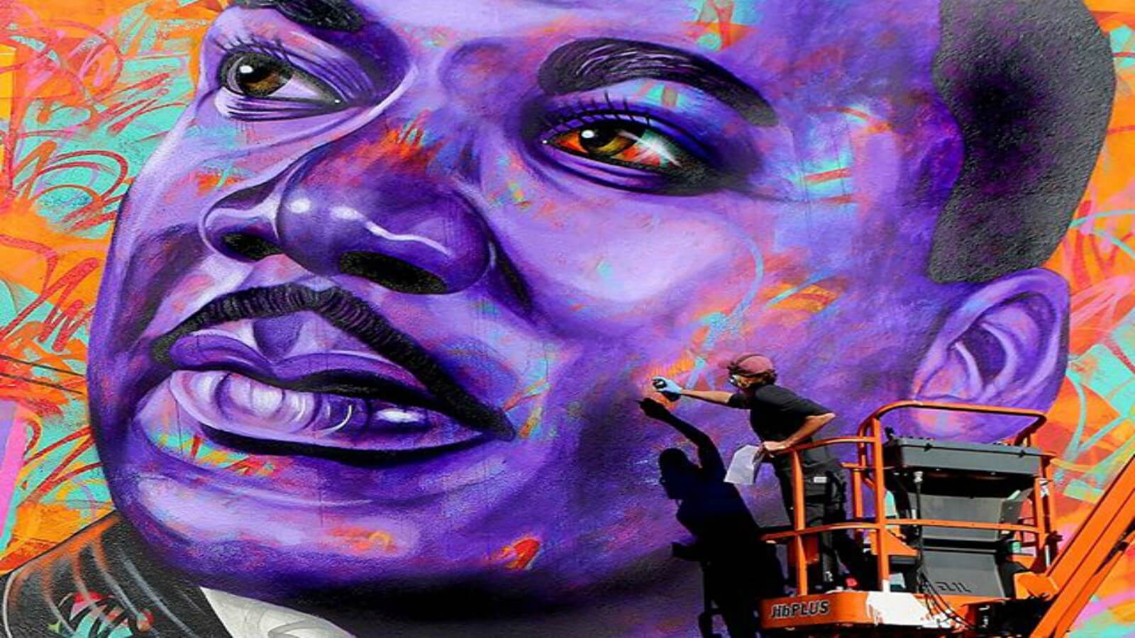 Celebra mundo artístico los 89 años del nacimiento de Luther King