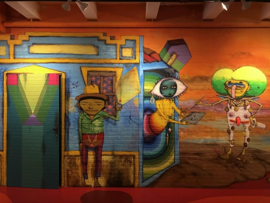 Street art y folclor en la nueva expo de OSGEMEOS - ACC