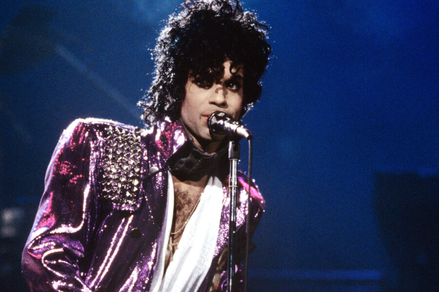 Foto de Prince cantando - Universal Studios prepara película musical de Prince