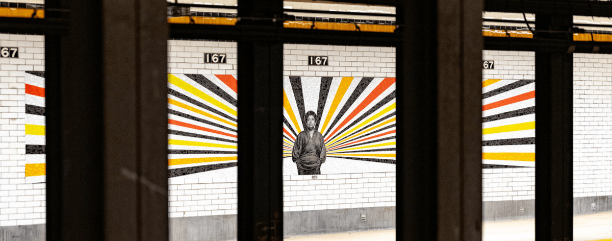Rico Gaston homenajea personajes del Bronx en murales
