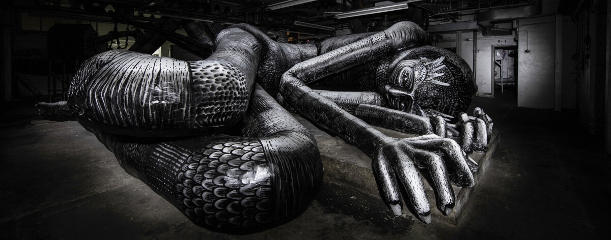 Phlegm creó un mausoleo de cuerpos gigantes