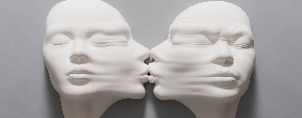 Johnson Tsang presenta sus esculturas ‘Open Mind’