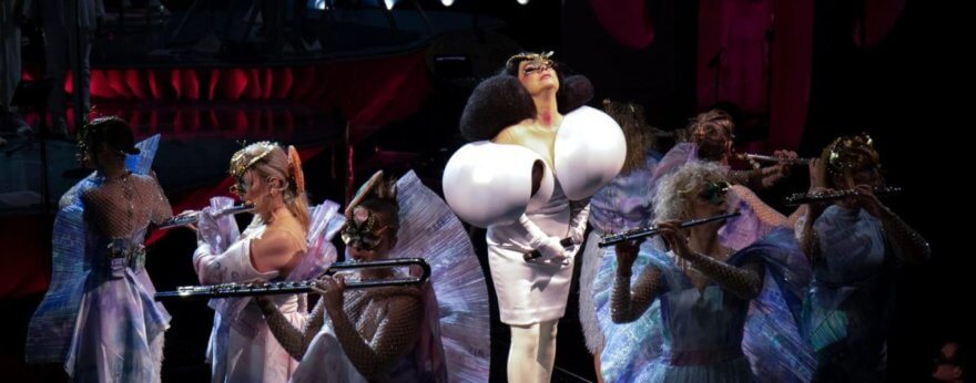 Cornucopia, el nuevo acto en vivo de Björk
