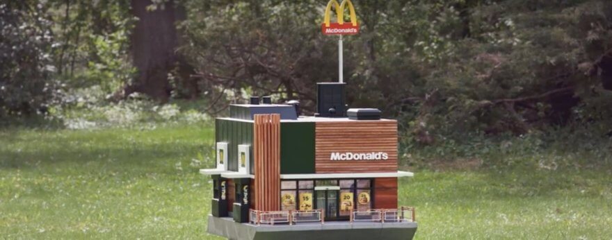 McDonalds abre la sucursal más pequeña del mundo