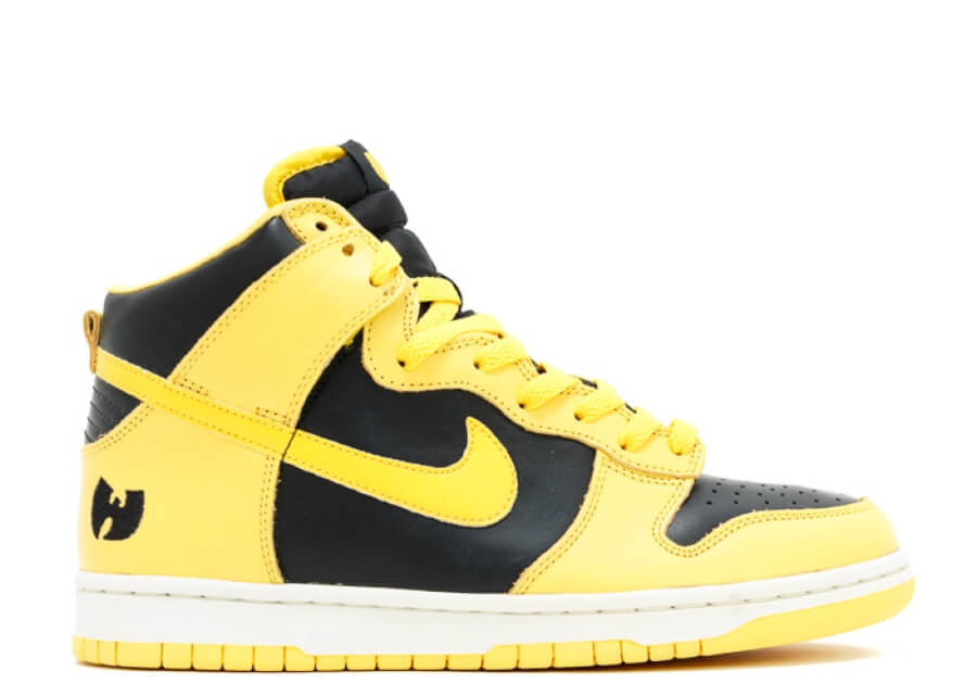 Tenis amarillo y negro hecho por Nike y Wu-Tang Clan