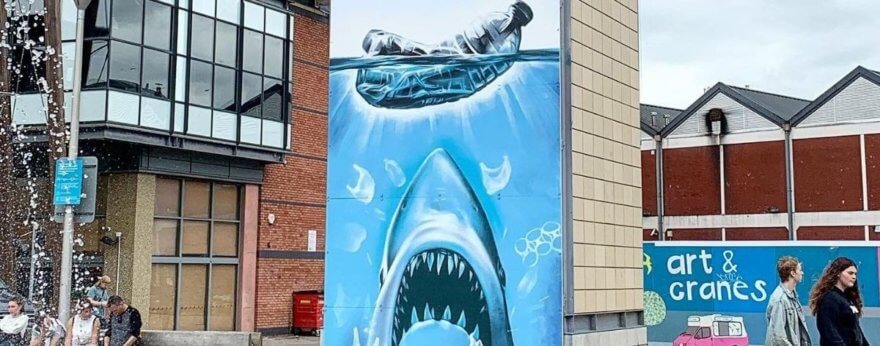 Jody Thomas hace un rediseño al póster de Jaws