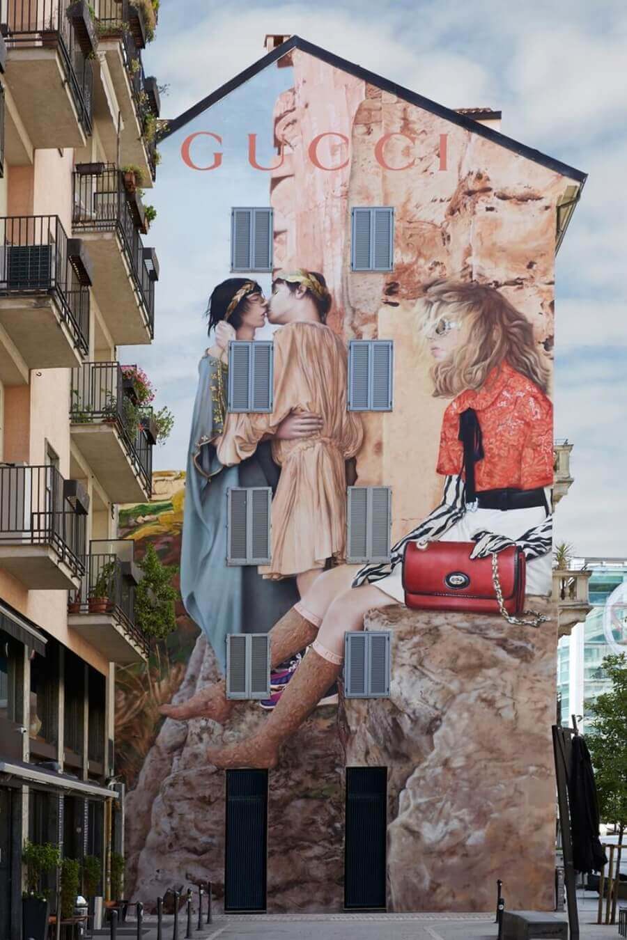 mural de Gucci y Art Wall