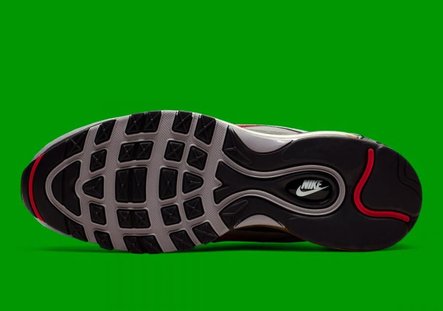 Nike y Nintendo 64 se unen para este par de sneakers