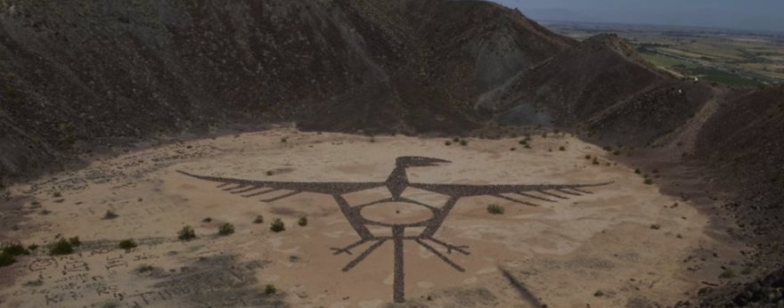 Dibujo de zopilote aparece en Baja California