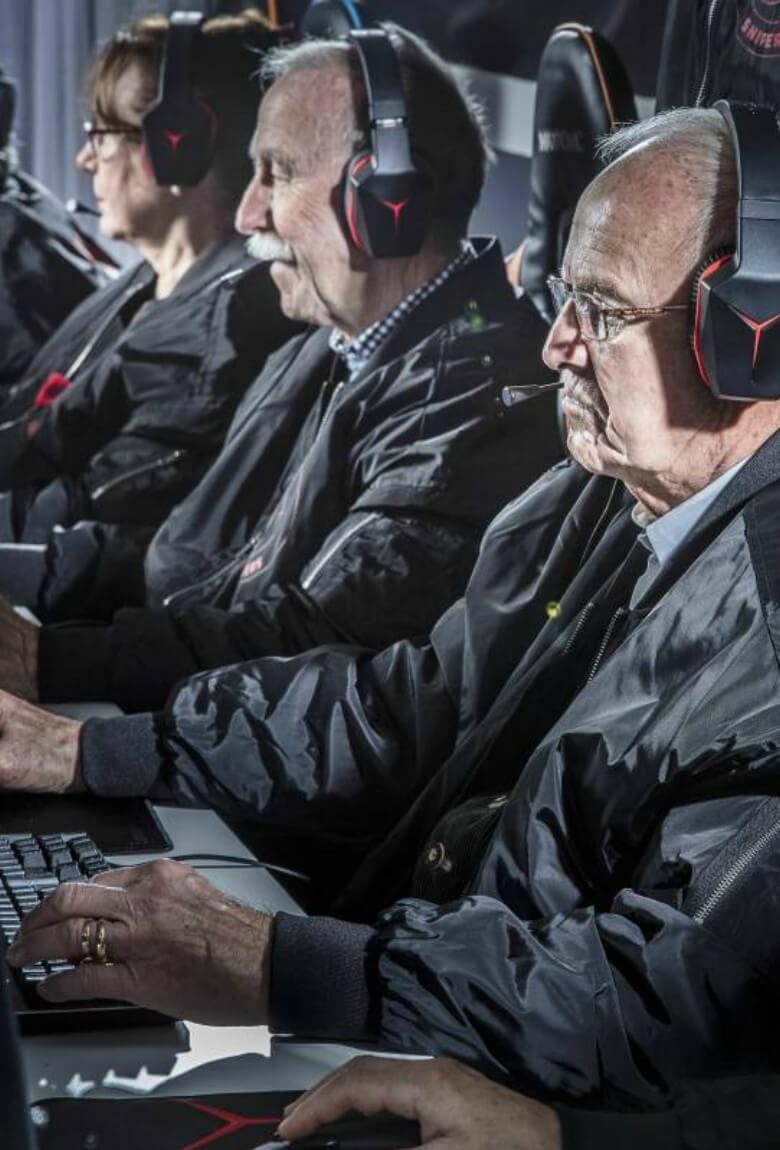 Adultos mayores juegan cada vez más videojuegos
