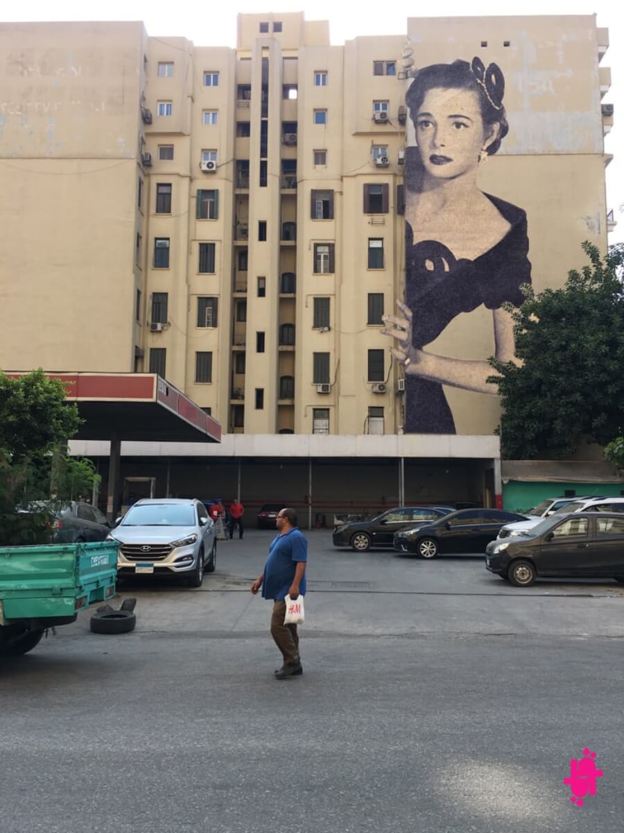 El artista italiano decora con street art las Calles de El Cairo