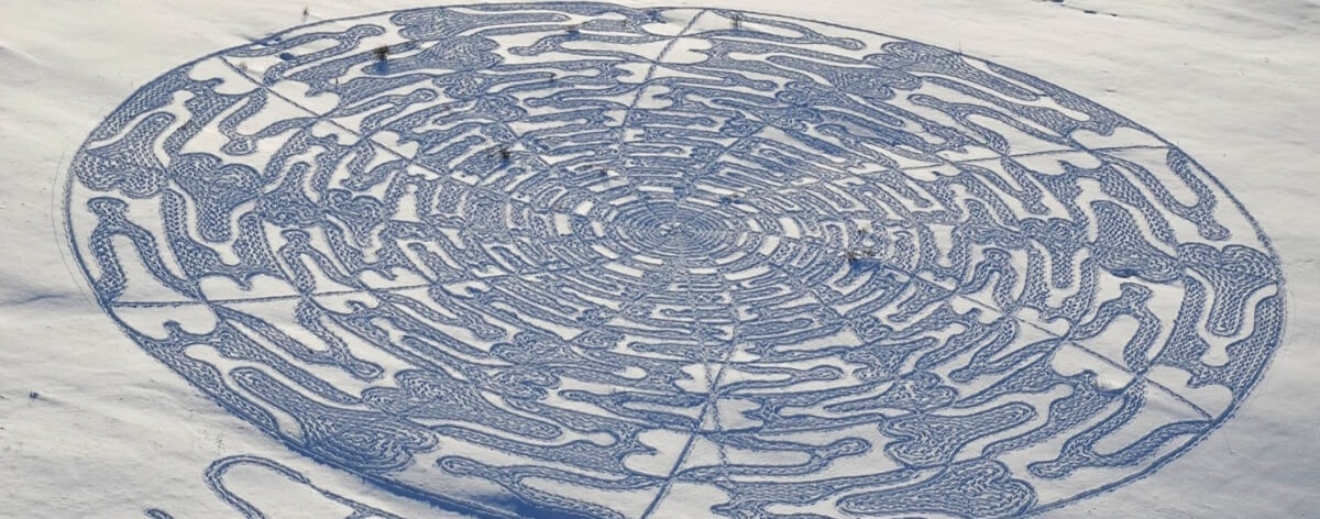 Snow Art, piezas de arte en hielo cortesía de Simon Beck