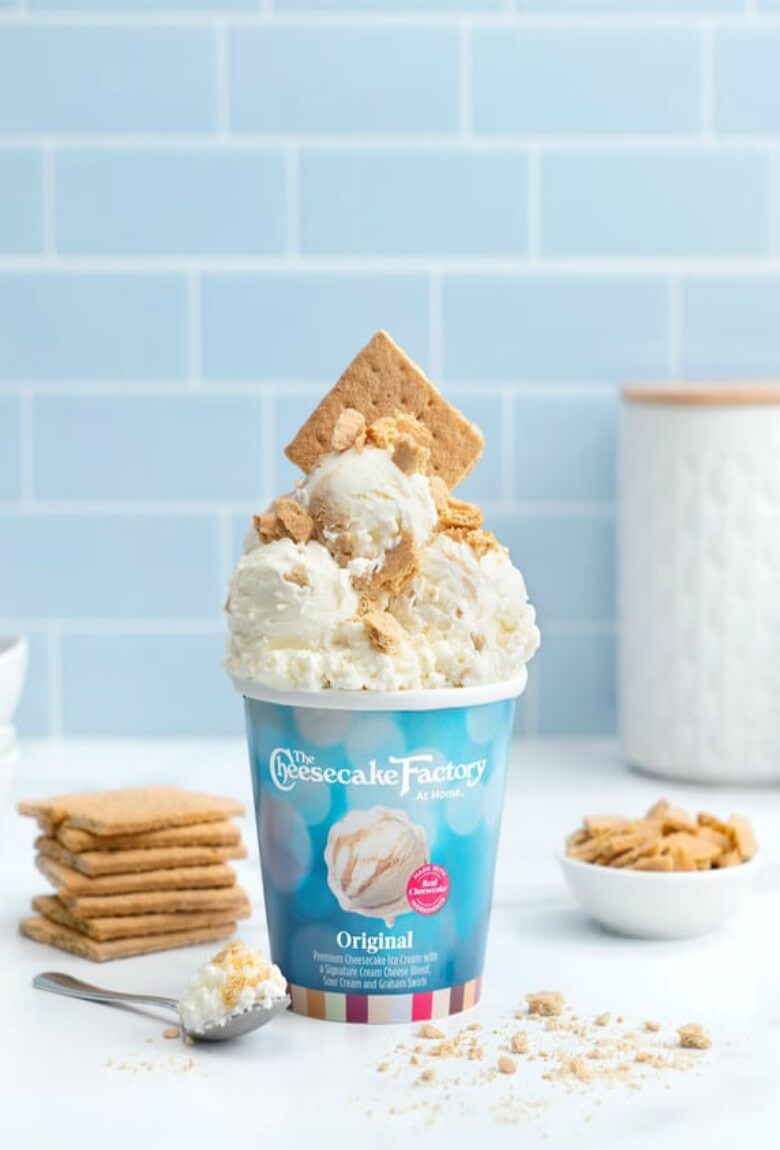 The Cheesecake Factory lanza línea oficial de helados