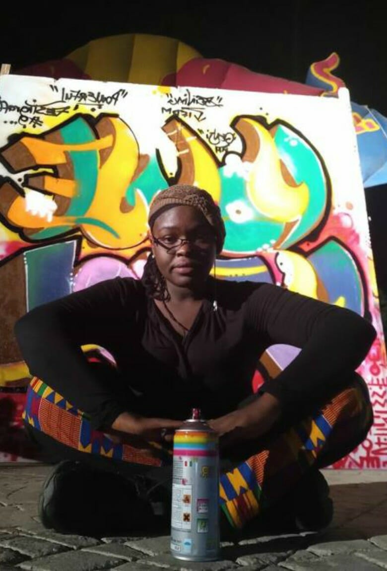 Zeinixx, la primera graffitera de Senegal