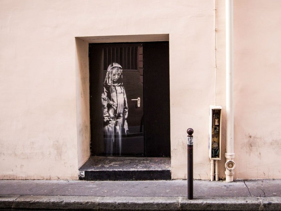 Seis sospechosos detenidos tras recuperar obra de Banksy