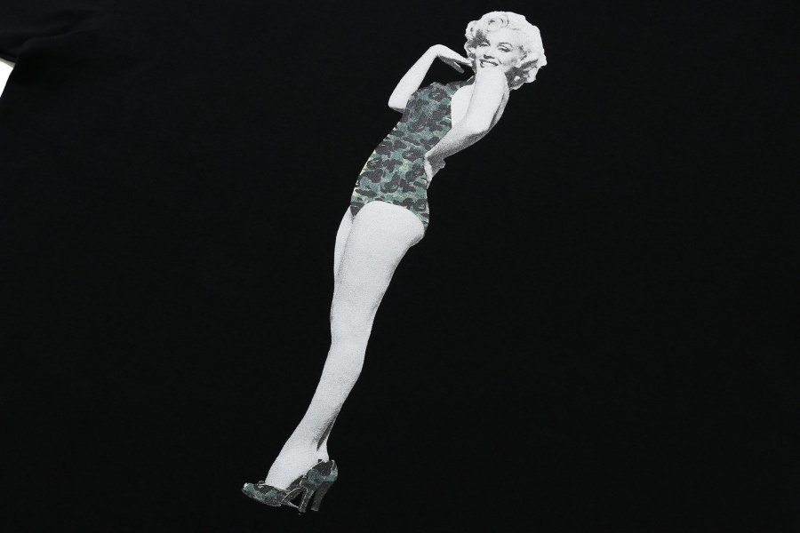 ¨layera de la colección de Bape y Marilyn Monroe