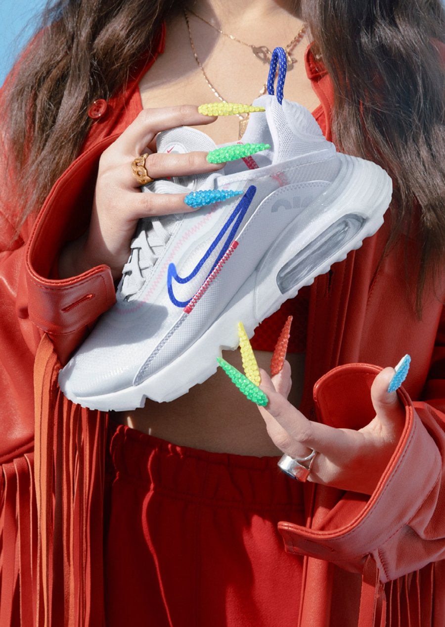 Nuevas Air Max 2090, la primera zapatilla de Nike mostrada por Rosalía