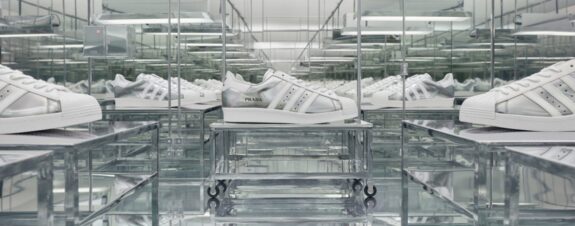 Adidas y Prada lanzan sneakers de lujo