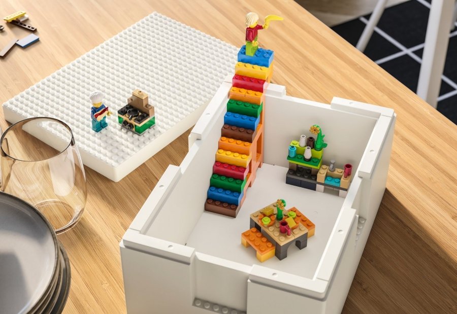 Aspecto de las cajas Bygglek de Ikea y Lego