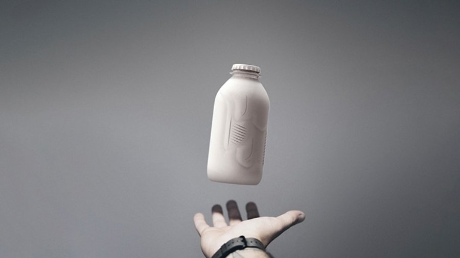 Imagen de un prototipo de botella de plástico