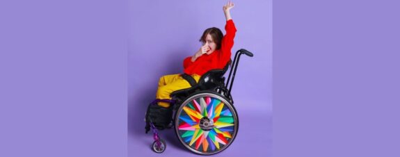 Izzy Wheels y Okuda crean protectores para sillas de ruedas