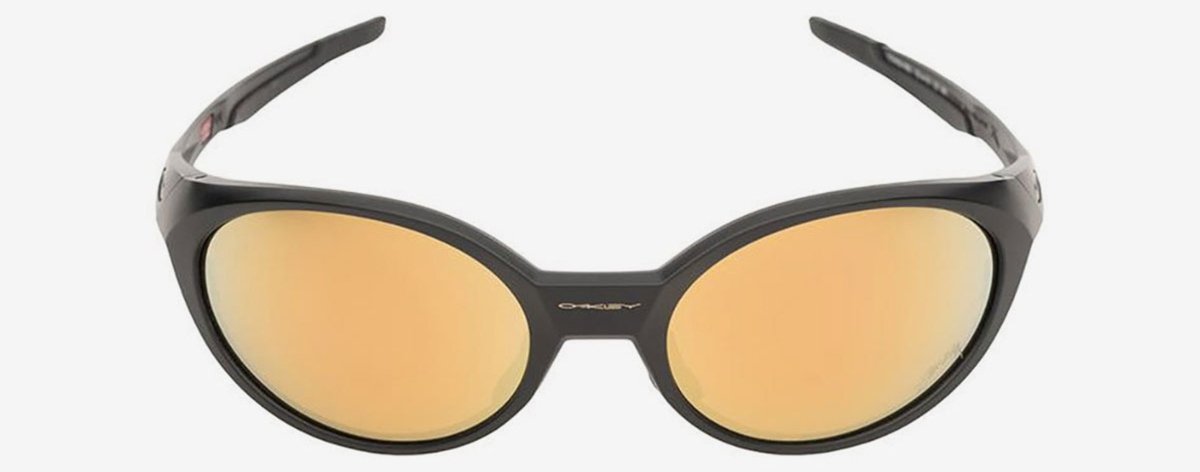 Stüssy y Oakley con nuevos lentes  de sol para el verano