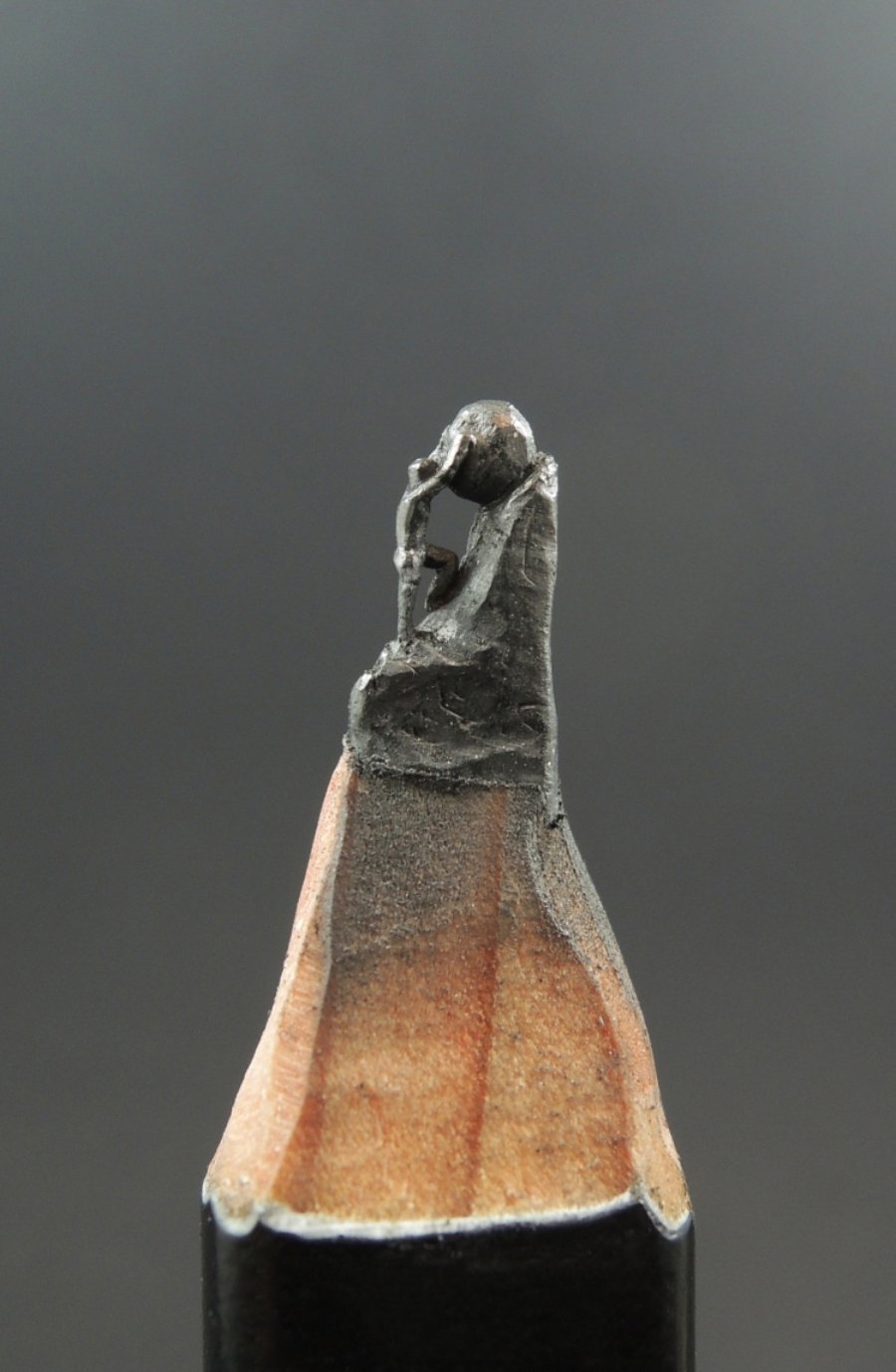 Escultura el punta de un lápiz