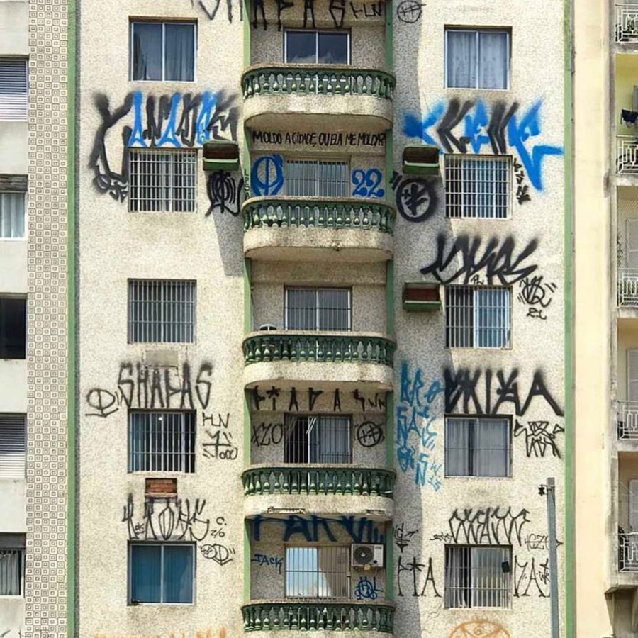 La graffitera es una pixadora brasileña