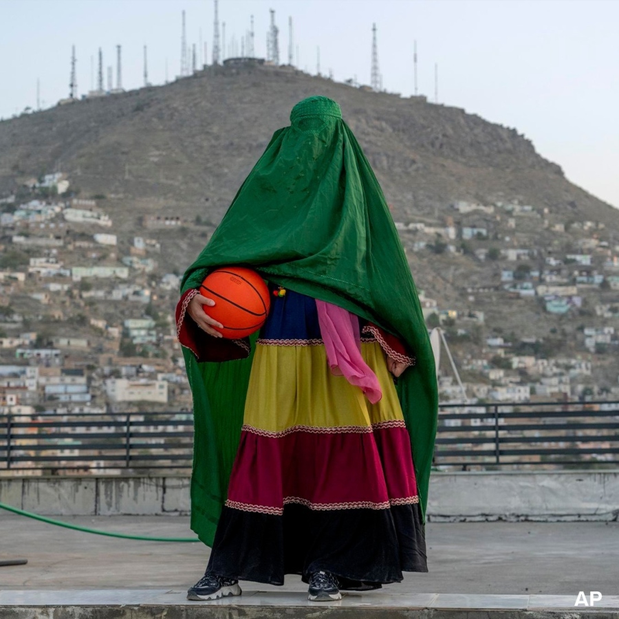 Mujeres deportistas afganas bajo la lente de Ebrahim Noroozi
