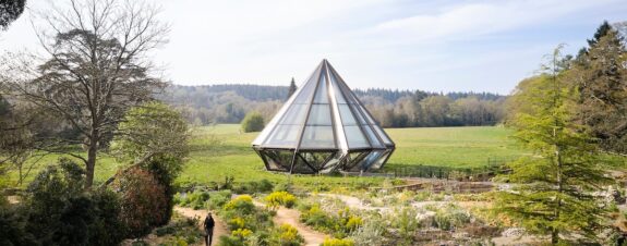 Glasshouse: un invernadero en forma de diamante