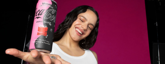 Rosalía y Coca-Cola crearon un sabor edición limitada