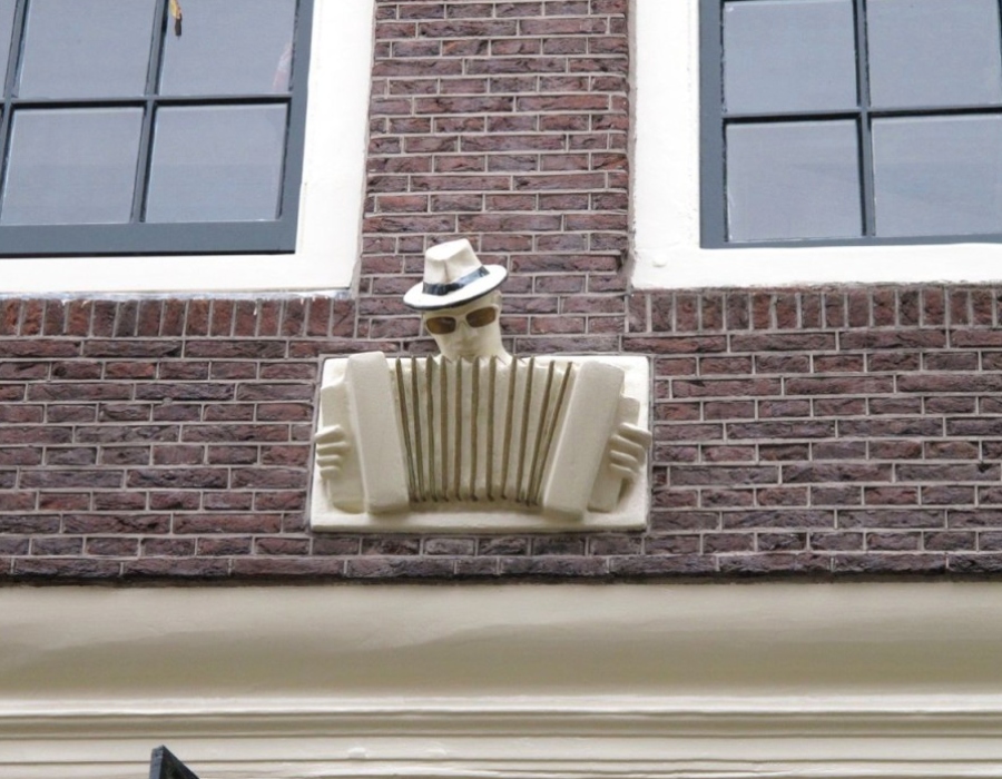 El escultor anónimo dejó obras en Ámsterdam