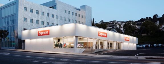 Supreme abre nueva tienda en West Hollywood