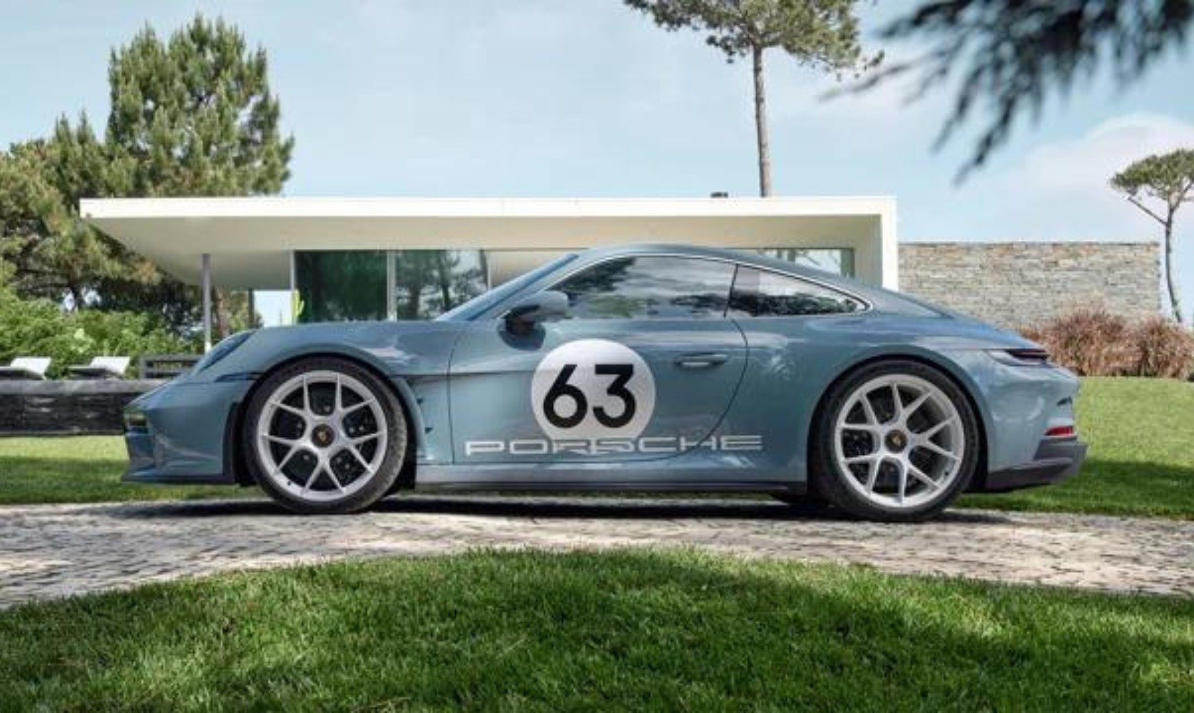 Celebrando 60 Años de Leyenda: Porsche y Puma Unen Fuerzas