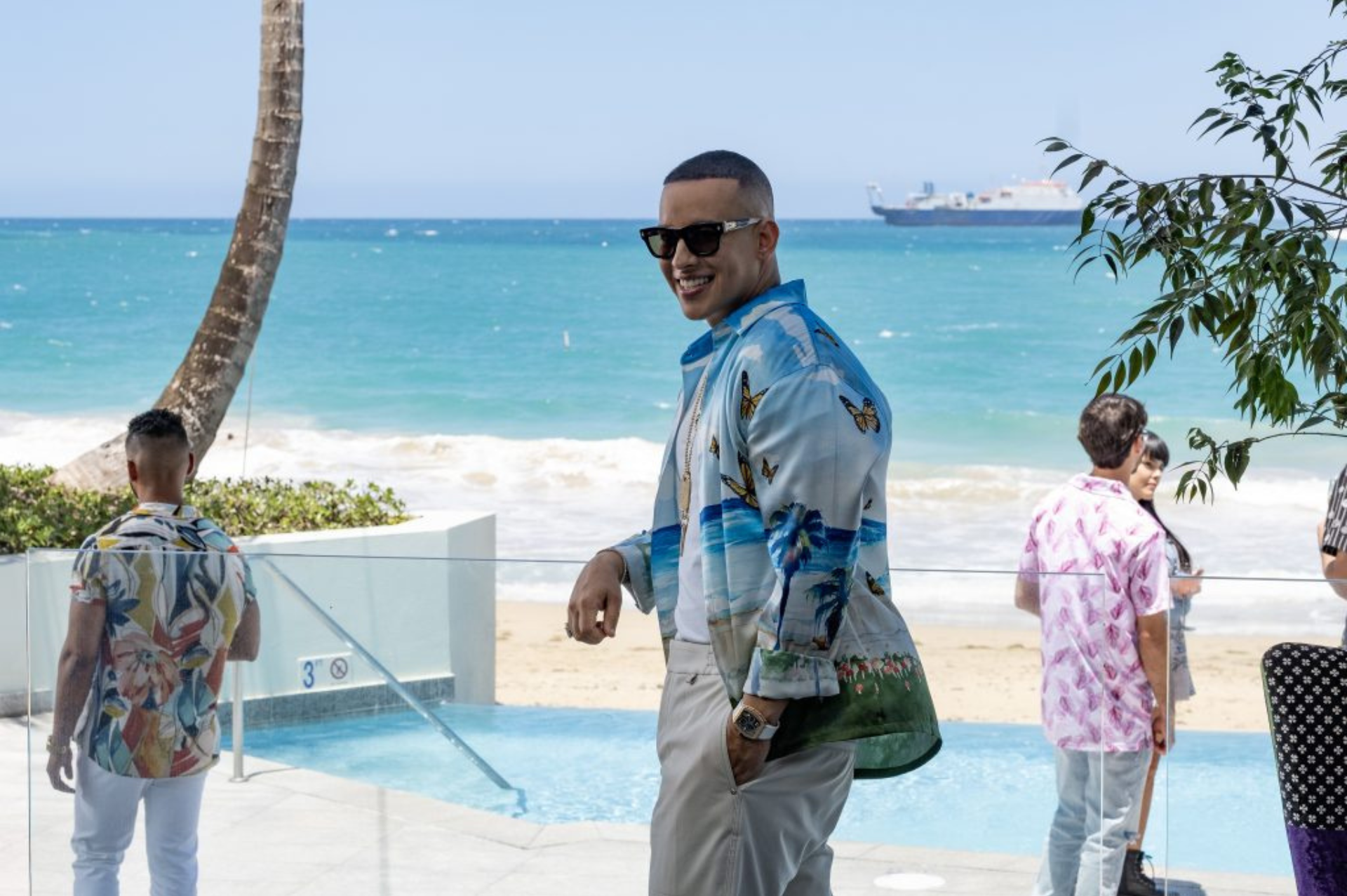Daddy Yankee Produce Neón, La Nueva Serie de Netflix