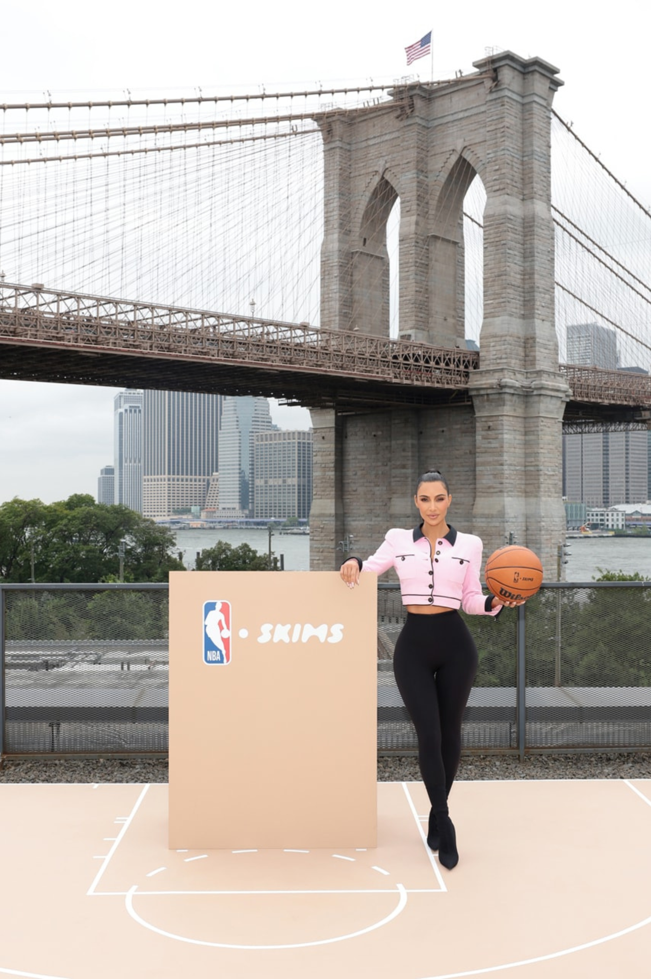 Kim Kardashian llega a la NBA con su marca de ropa interior